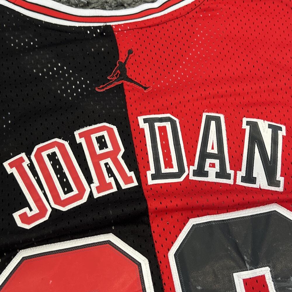 Mitchell & Ness Chicago Bulls Michael Jordan #23 Hardwood Classics Jersey XXL - Picture 12 of 12